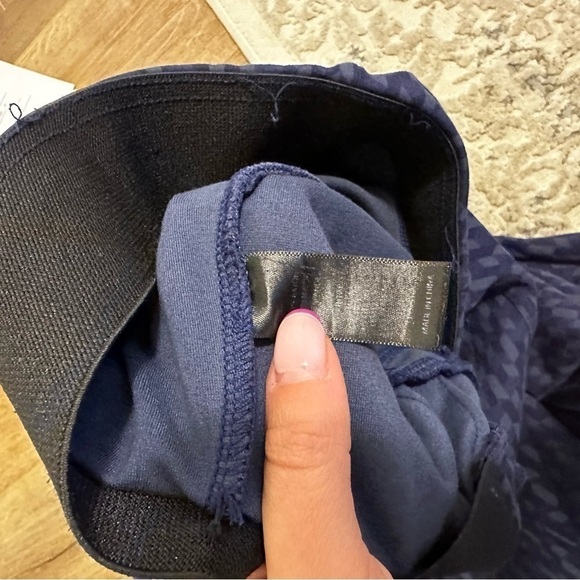 Betabrand Two Pockets Boot Cut Pants Casual Navy Printed Size XXL Petite Women’s - Picture 10 of 11